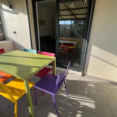 Holiday home Maison Au Pied Du Chateau - L'ange Du Chateau