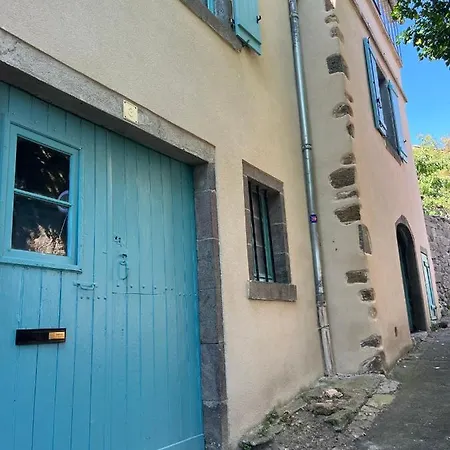 Maison Au Pied Du Chateau - L'ange Du Chateau Holiday home *